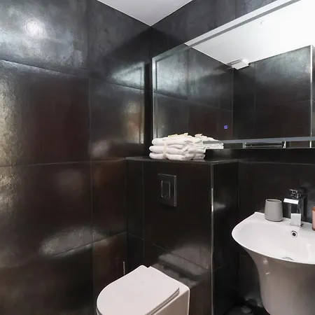 Ninky Nonk Μπρίστολ